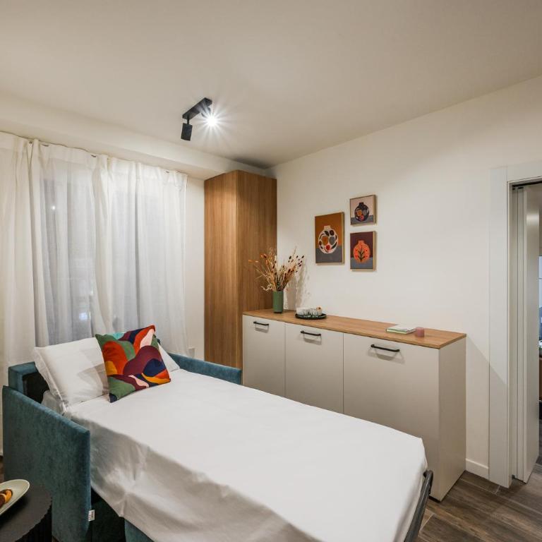 Residenze Coltellini Stanza Salvia - Appartamento con 2 Camere da Letto - 10