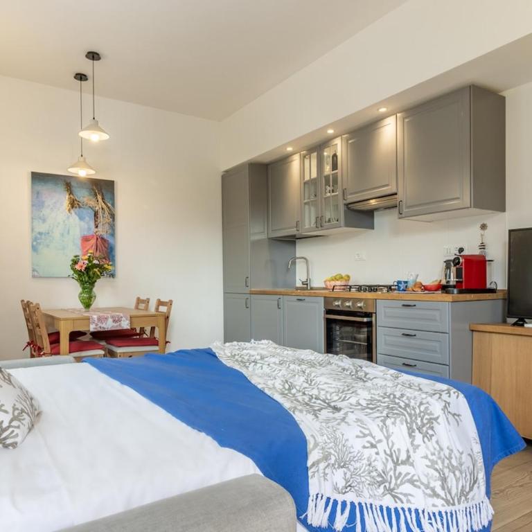 Giò Apartment on the beach front - mytouristhome - Deluxe Apartment mit 2 Schlafzimmern und Meerblick - 22