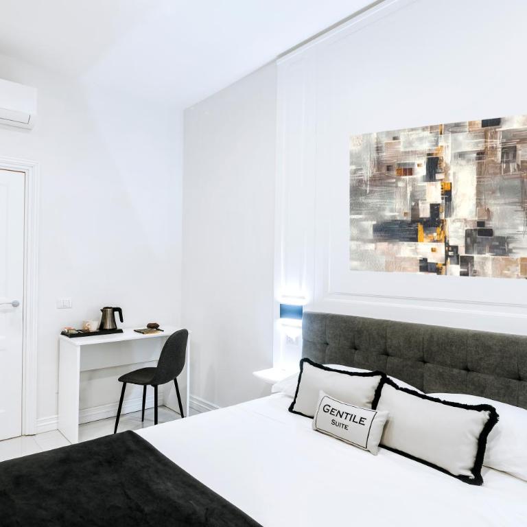 Gentile Suite Decumani - Camera Matrimoniale Standard - 9