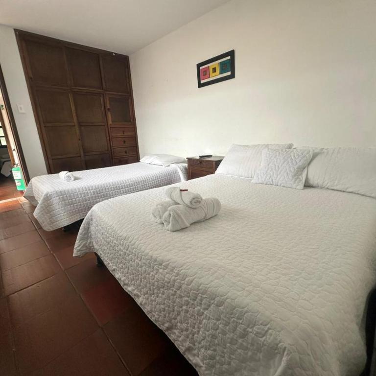 Casa Naturhola - Triple Room with Private Bathroom - 7