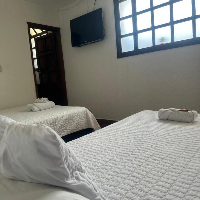 Casa Naturhola - Triple Room with Private Bathroom - 11