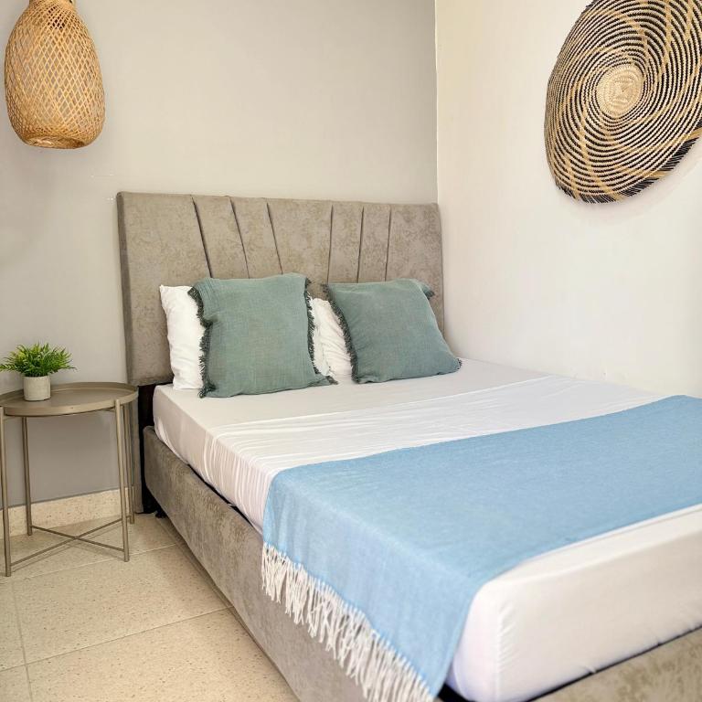 Rodadero Apartamento Familiar- 2 Hab y Balcon a 1 Cuadra De La Playa - Two-Bedroom Apartment - 16