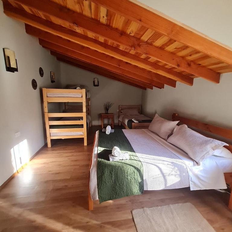 Nido Del Bosque - Family Room with Private Bathroom - 12