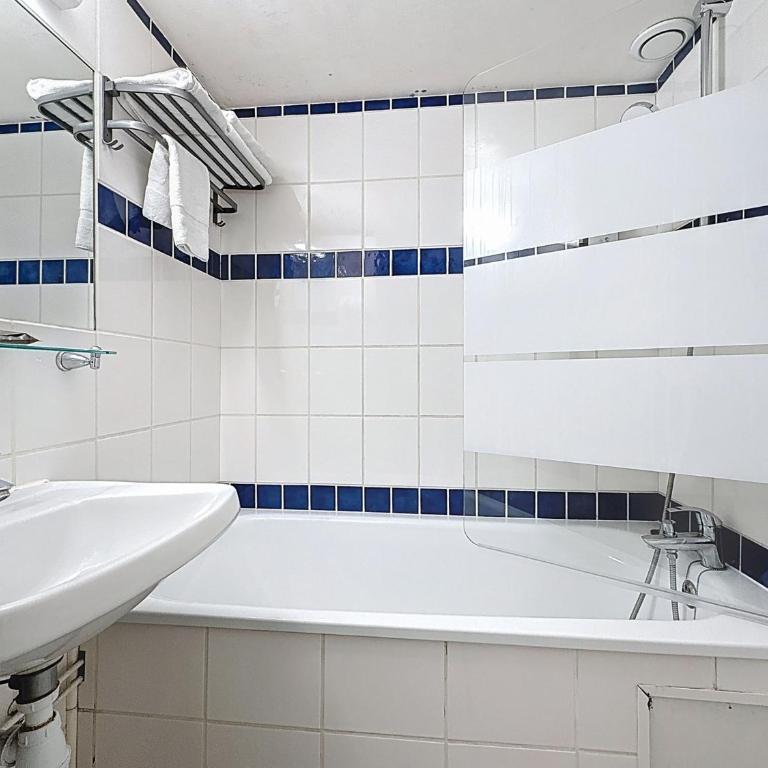 Hôtel RL Reims - Chambre Lits Jumeaux - 10