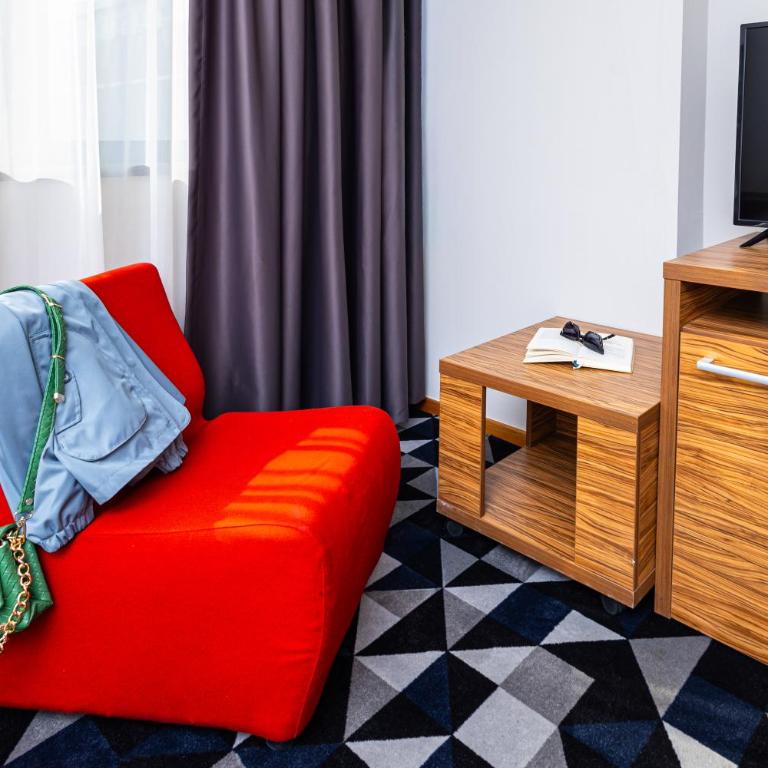 Hotel Art - Dvokrevetna Soba sa Bračnim Krevetom - 2