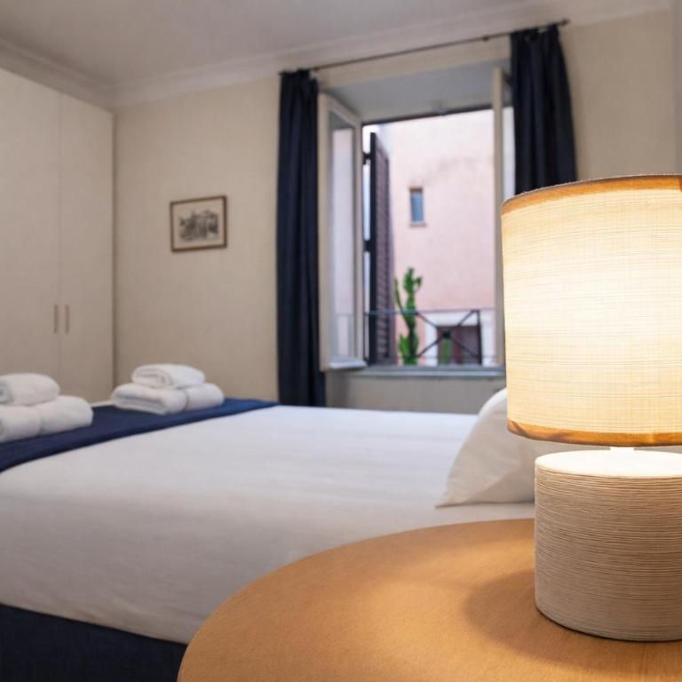Peaceful apartment in piazza Venezia's alleys - One-Bedroom Apartment - 35