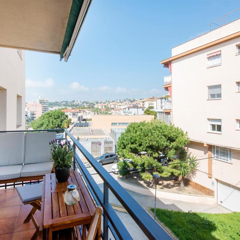 BONITO APARTAMENTO - Apartamento de 3 dormitorios - 35