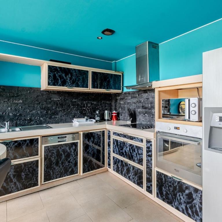 salle de cinéma et jaccuzi - Villa 1 Chambre - 29