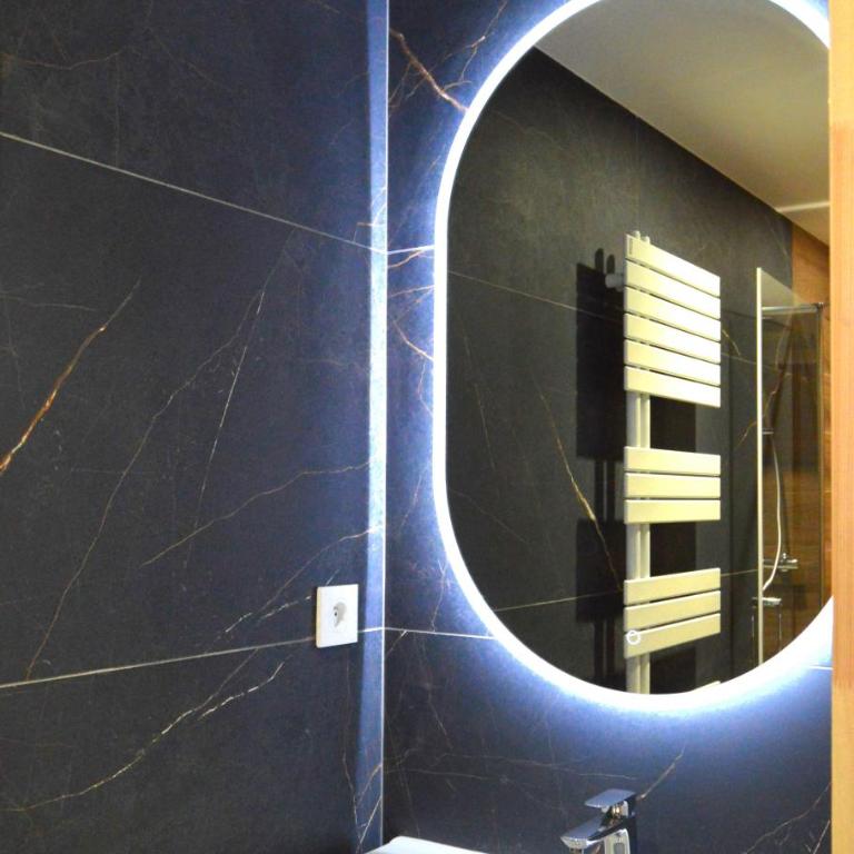 Maison proche du lac avec Jacuzzi et Sauna - Maison 5 Chambres - 29