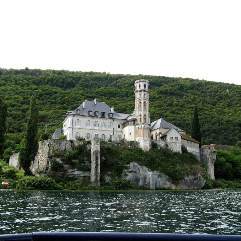 Maison proche du lac avec Jacuzzi et Sauna - Maison 5 Chambres - 53