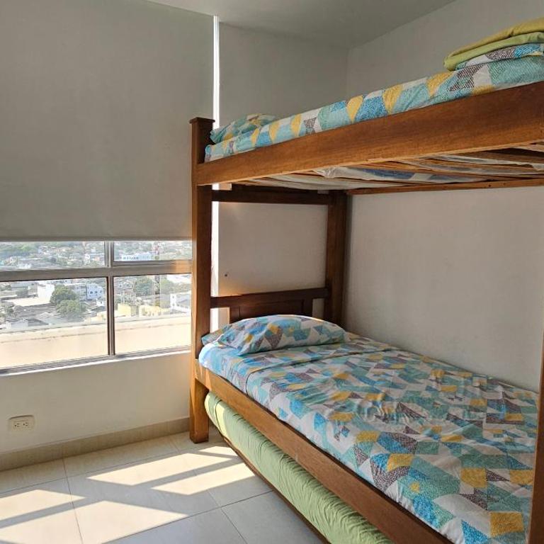 Cómodo apartamento cerca al mar y a sitios turísticos de Cartagena - Two-Bedroom Apartment - 12