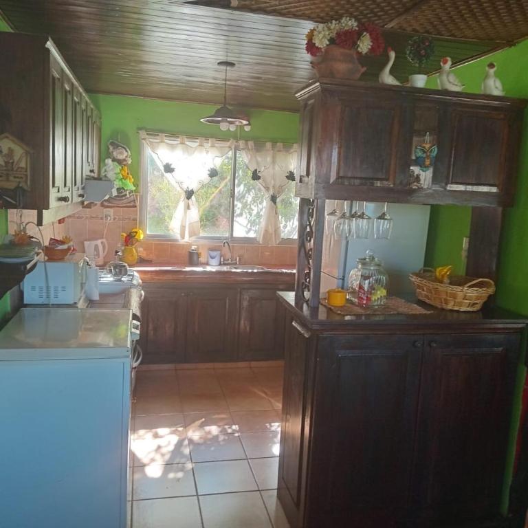 Ogua y Men Reyunos - Three-Bedroom Chalet - 1