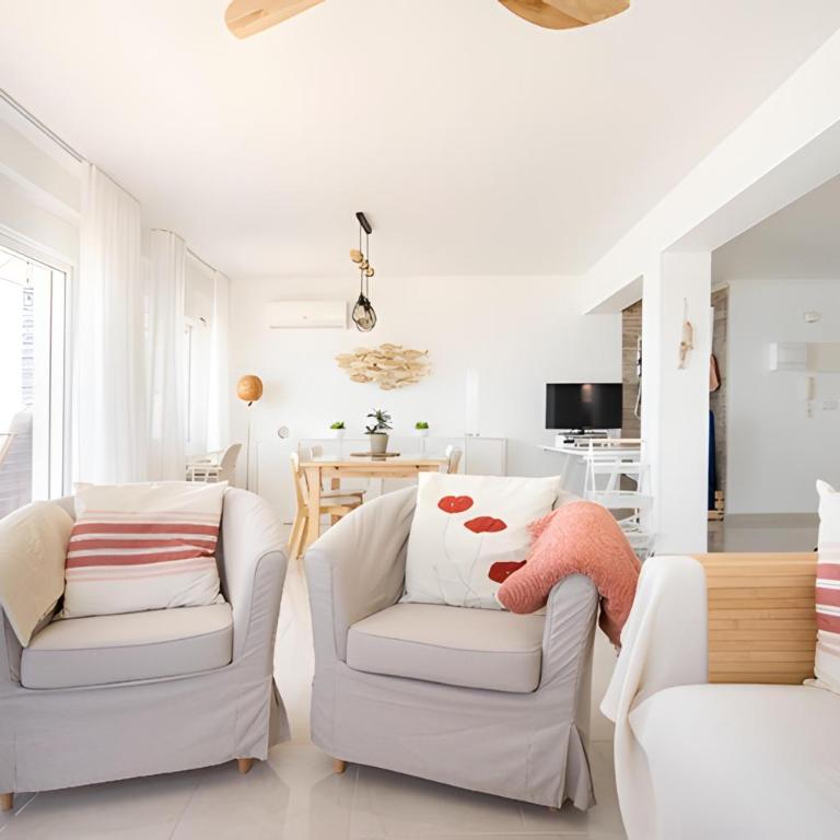 El Acuario - Primera línea y todas las ventanas dan al mar - One-Bedroom Apartment - 13