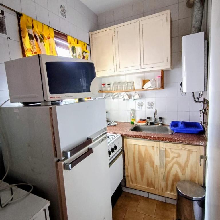 Mar del plata centro 2 ambientes y medio a 4 cuadras del mar - Apartamento de 2 dormitorios - 7