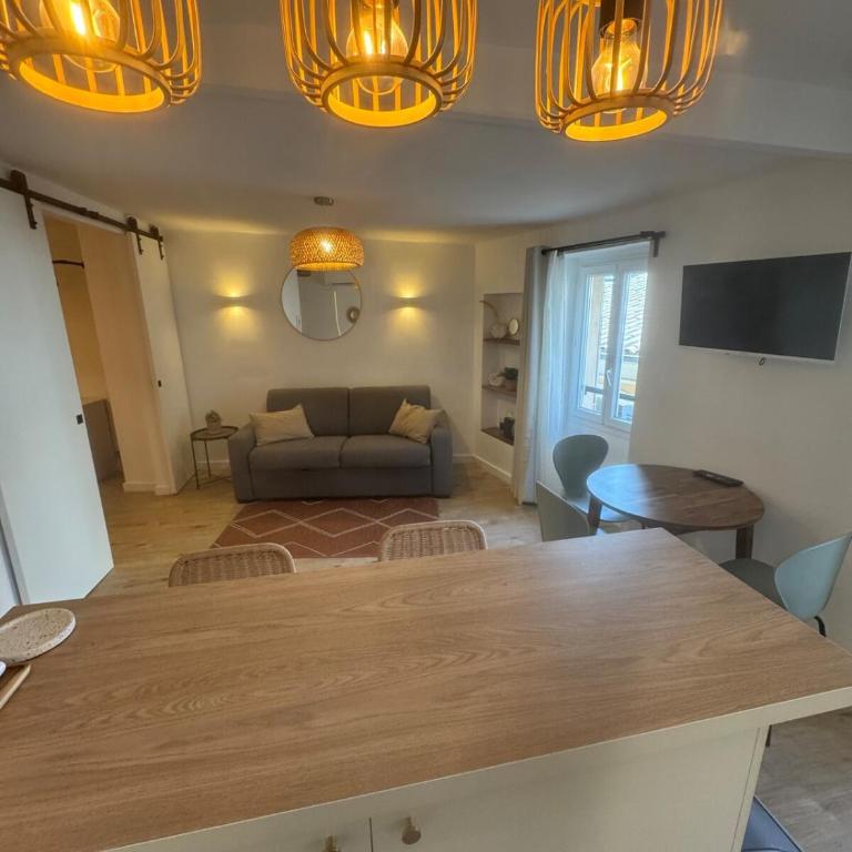James 28 - Luxury Apartment - Old Town - 4 People - Appartement 1 Chambre - 9