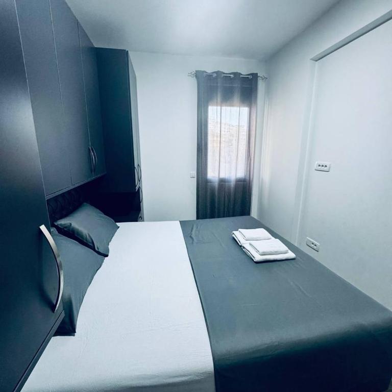 K-Club Apartments - Two-Bedroom Apartment with Balcony and Sea View - 6