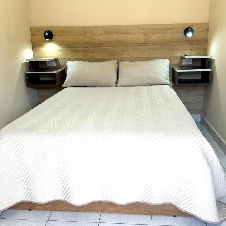 ALTURAS apart-hotel - Two-Bedroom Apartment with Balcony - 5