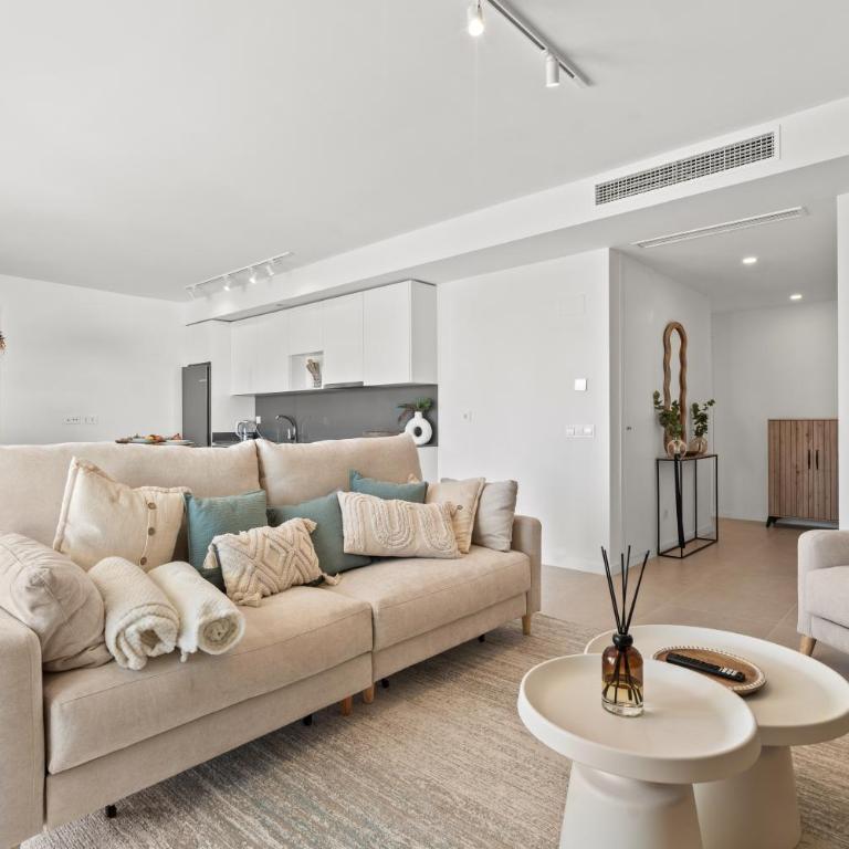 Luxury Sunny Apt in Acqua Gardens with Terrace - Apartamento de 3 dormitorios - 2