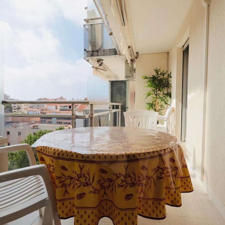 Le Poincaré - Apt 4 prs - clim - 300 m mer - Appartamento con 1 Camera da Letto - 6