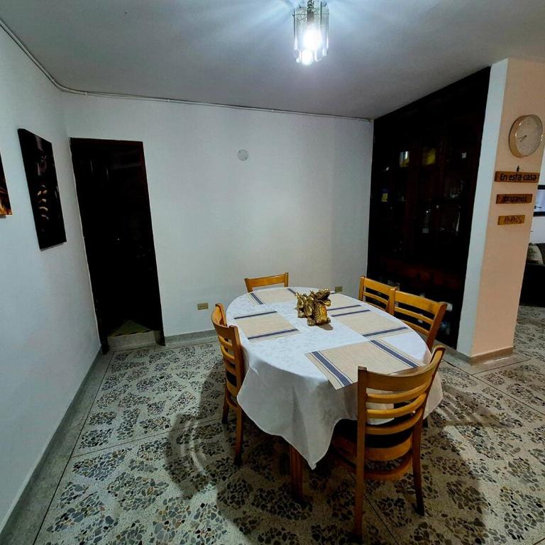 Gran Alojamiento en Envigado A Pasos del Parque - Apartamento de 1 dormitorio - 3