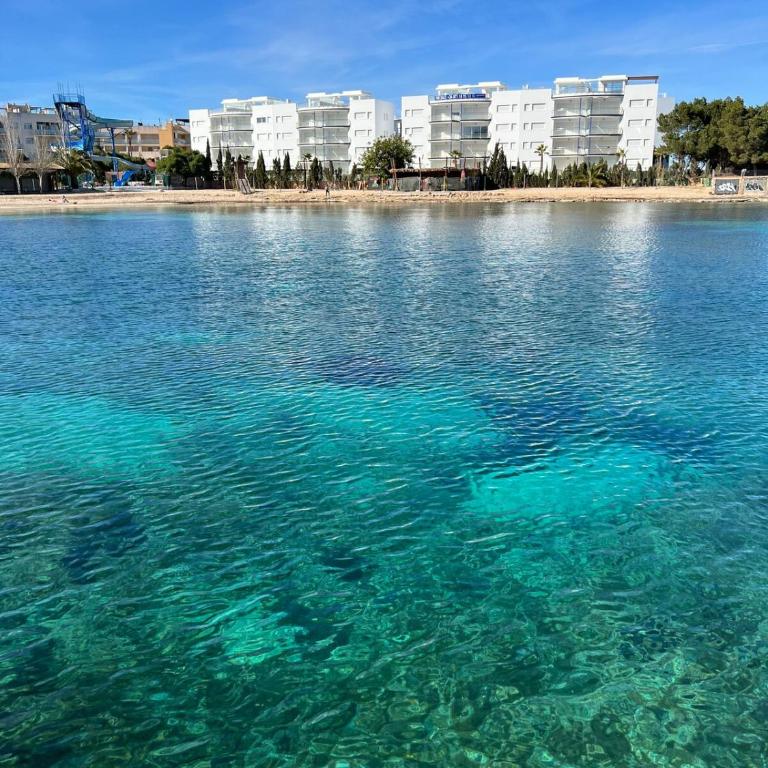 Upscale 3 bedroom front line sea with sunset view - One-Bedroom Apartment - 6