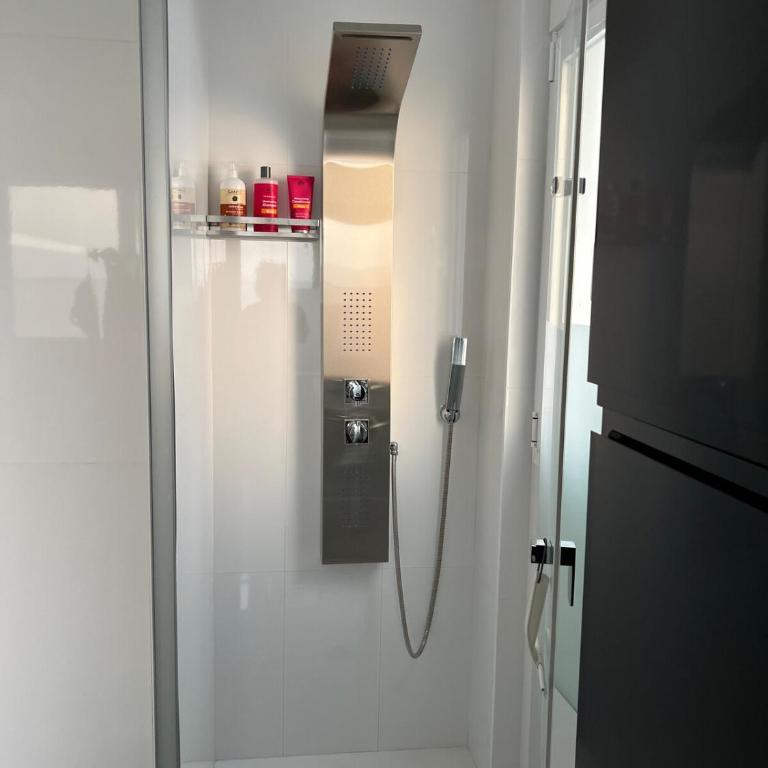 Upscale 3 bedroom front line sea with sunset view - One-Bedroom Apartment - 15