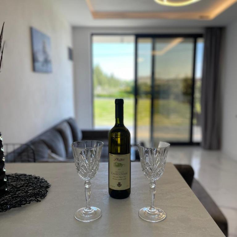 Lux Sereno Village - Deluks Apartman sa 2 Spavaće Sobe i Pogledom na Vrt - 8