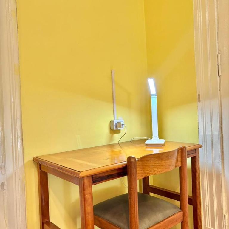 Espaciosa Casa en Pleno Centro Porteño - Casa de 3 dormitorios - 12