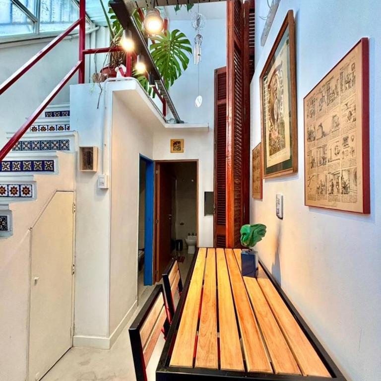 Espaciosa Casa en Pleno Centro Porteño - Casa de 3 dormitorios - 25