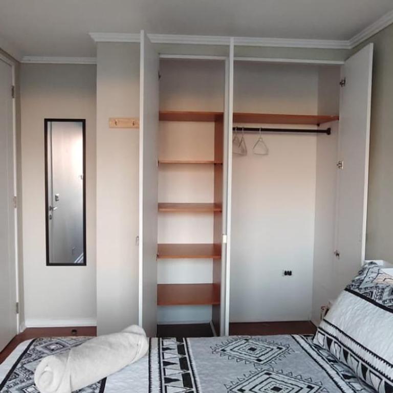 Acogedor departamento 4 camas con estacionamiento comuna macul metro camino agricola - Two-Bedroom Apartment with View - 18
