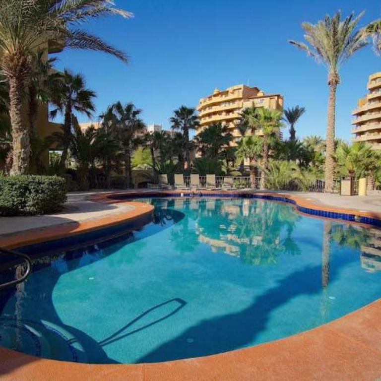 Bella Sirena Beachfront Resort Condo D603 - Apartamento - 23