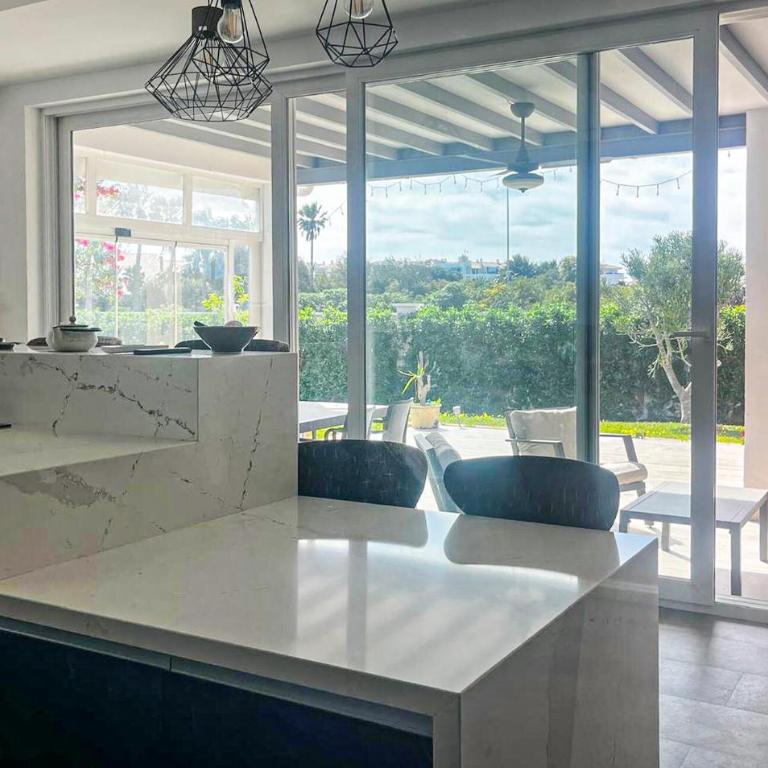Roquetas De Mar - Four-Bedroom Vacation Home - 5