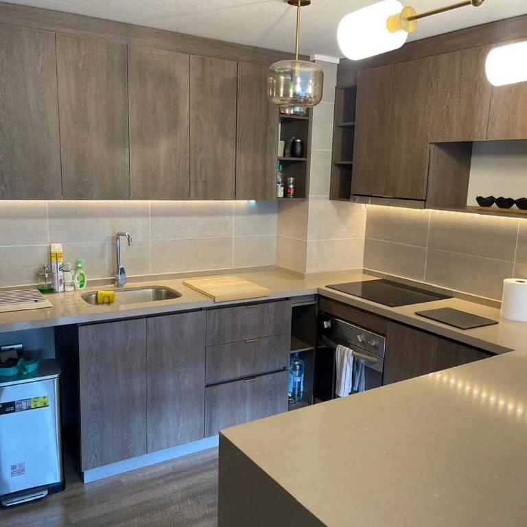 Depto Amplio y Centrico Puerto Varas - Two-Bedroom Apartment - 9
