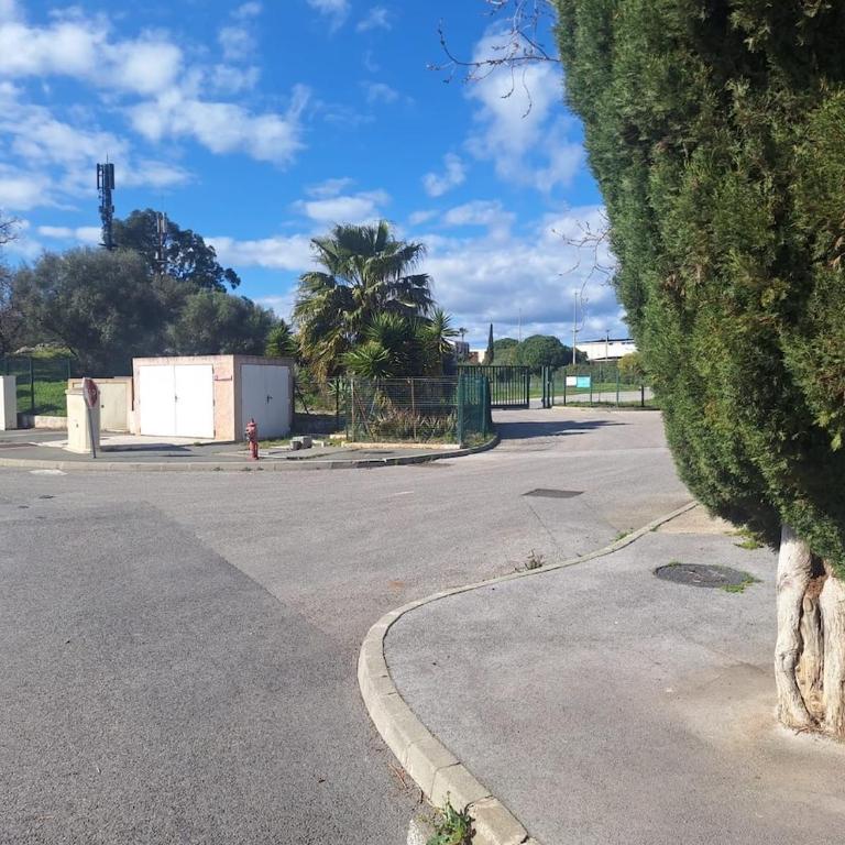 Résidence avec piscine près de la mer à la LONDE - Apartamento de 1 dormitorio - 15