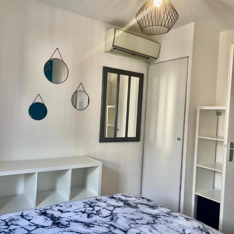 Résidence avec piscine près de la mer à la LONDE - Apartamento de 1 dormitorio - 43
