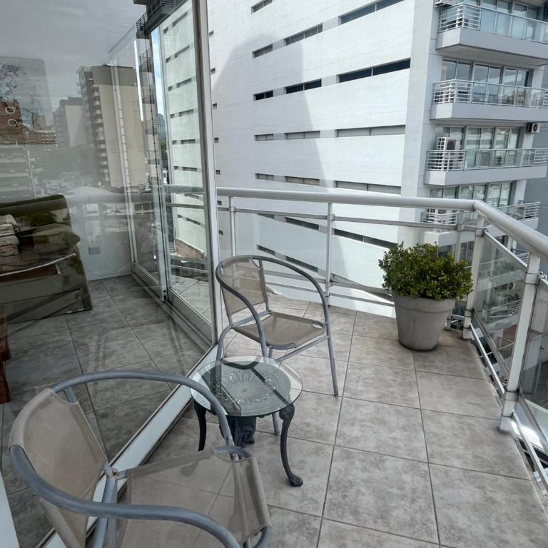 Depto de hermosas vistas y extrema tranquilidad - One-Bedroom Apartment with City View - 8