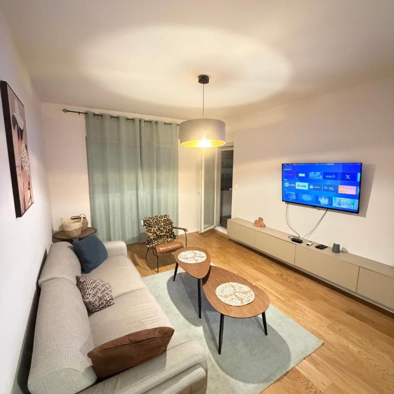 Apartment Central Point - Podgorica - Superior Apartment with Balcony - 7