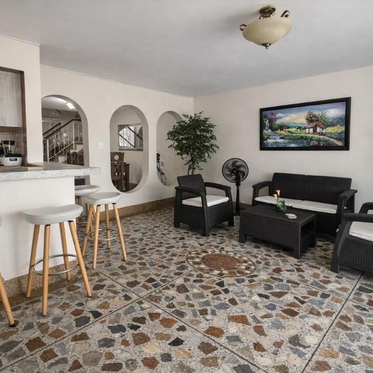 Casa Premium, ideal para descanso y familia - Casa de 4 dormitorios - 24