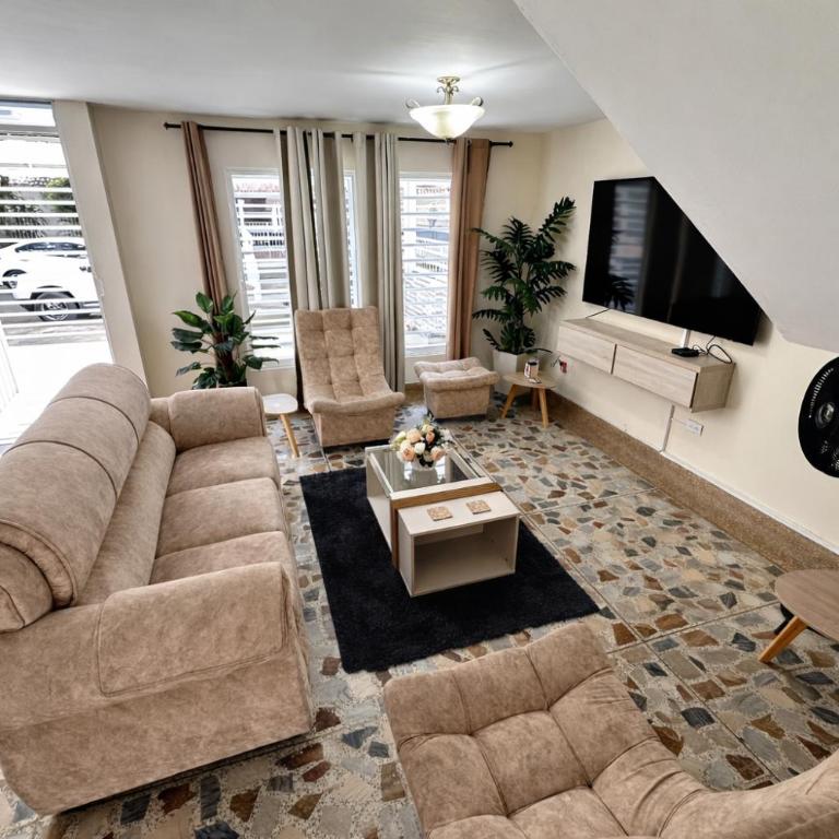 Casa Premium, ideal para descanso y familia - Casa de 4 dormitorios - 4