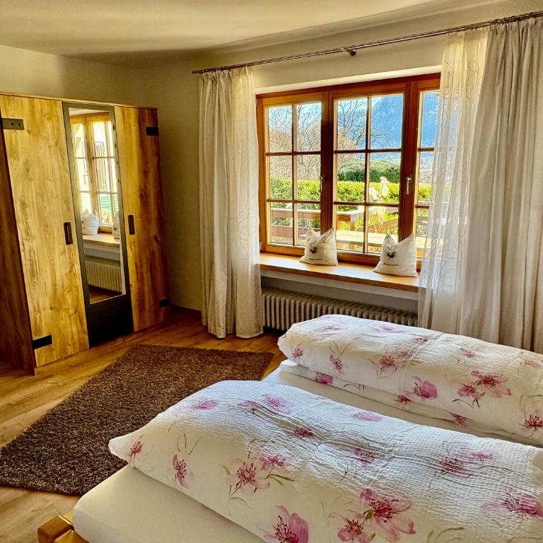 Haus Schöneck - Chiemgau Karte - Apartment mit Blick auf die Berge - 15