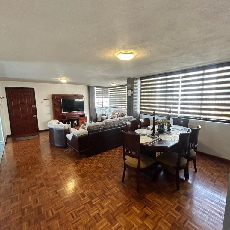 Home Isis Beautiful Family Apartment in Batán - Three-Bedroom Apartment - 11