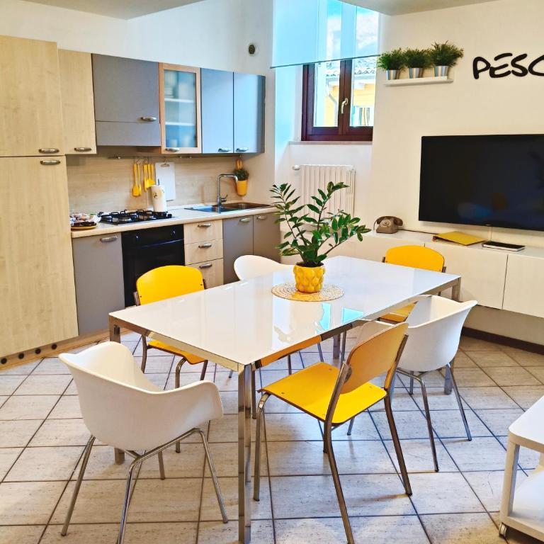 Old Town Apartment with Terrace - Live Love Lake - Appartamento con 2 Camere da Letto - 2