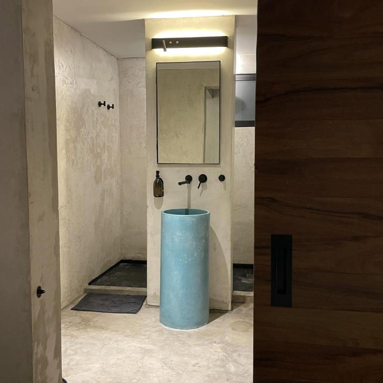 LOTE4 - LGBTQ Studios - One-Bedroom Apartment - 11