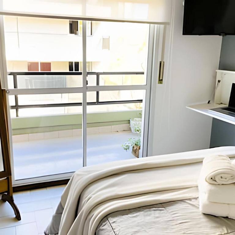 Hornera Anto - Amplio, céntrico, con parrillero. - Apartamento de 1 dormitorio con balcón - 1