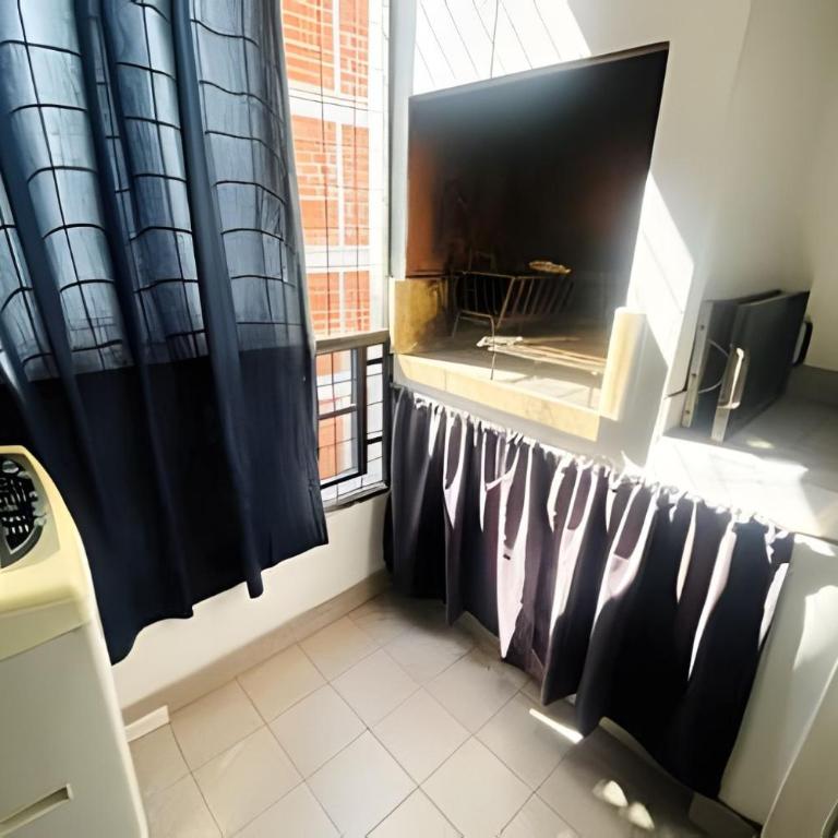 Hornera Anto - Amplio, céntrico, con parrillero. - Apartamento de 1 dormitorio con balcón - 22