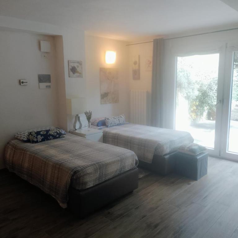 Poggio Gherardo - Appartamento con 2 Camere da Letto - 2
