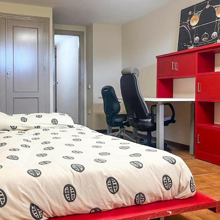 Roquetas De Mar - Four-Bedroom Vacation Home - 16