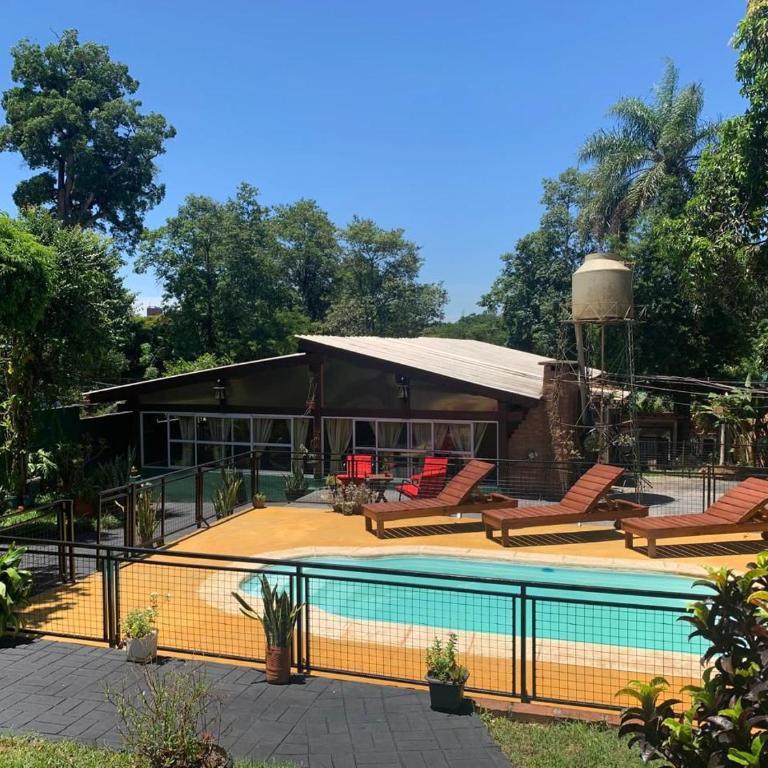 L0st & Found House - Casa Bar - Apartamento de 1 dormitorio con jardín - 1