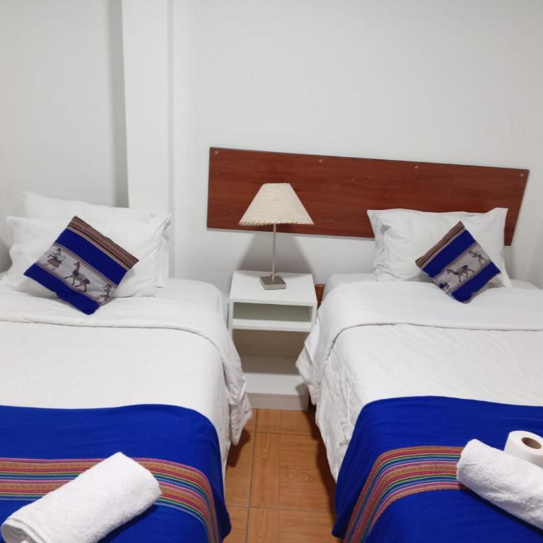 Sofiya - Habitación Doble con baño privado - 2 camas - 1