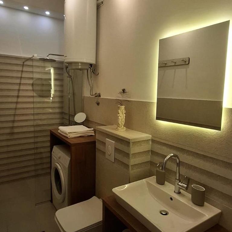 Nana's Place - Apartman sa 2 Spavaće Sobe i Terasom - 21